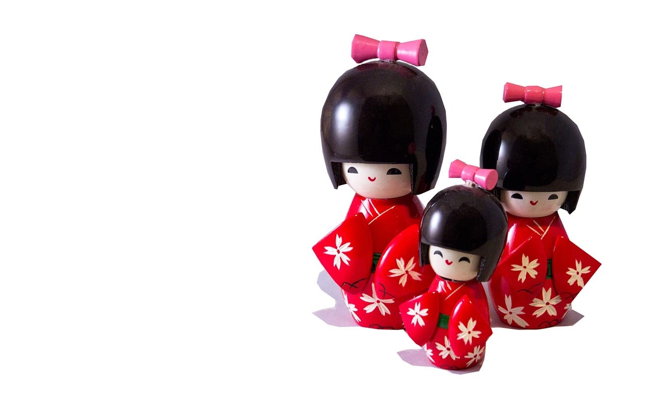 プレゼントにもおすすめの縁起のよいこけし人形を紹介 津軽系や鳴子系などの伝統こけしの歴史や特徴を解説