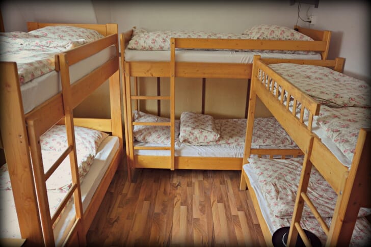 大人用二段ベッドおすすめ9選 狭い部屋でのアレンジやニトリ、ikeaの2段ベッドも紹介