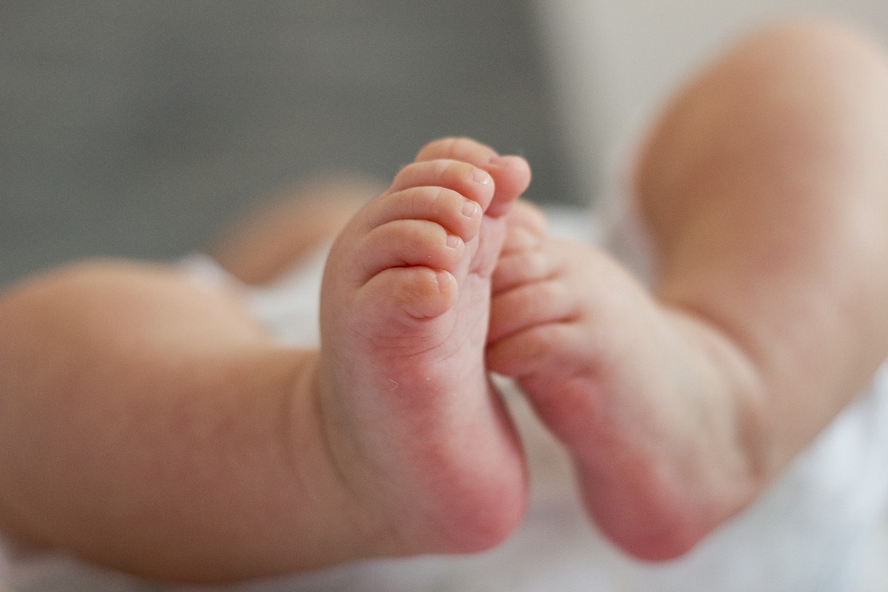 赤ちゃんの手形や足型を残せるアイテム11選 おすすめのインクや粘土 キット商品や きれいに取るコツも紹介