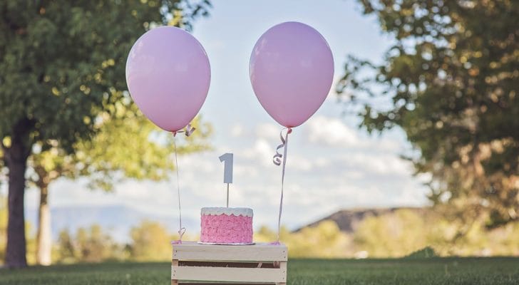 誕生日や結婚式におすすめの風船11選 ヘリウムガス充填済みの風船やハートのアレンジ風船など紹介