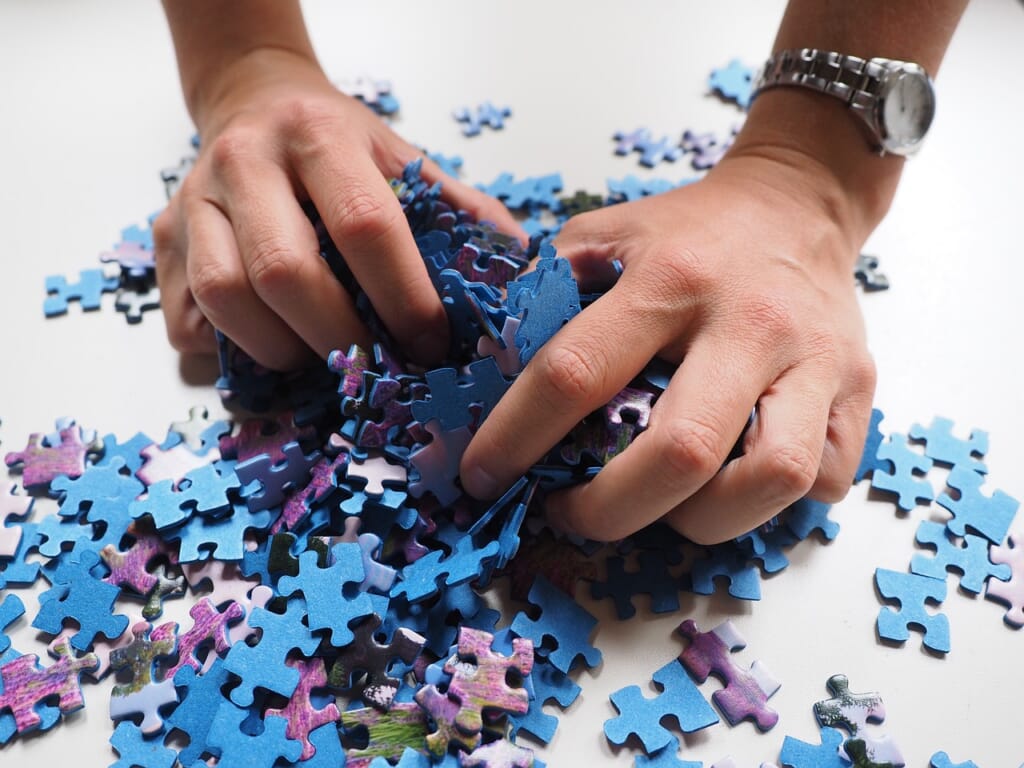 puzzle pieces, mix, hands