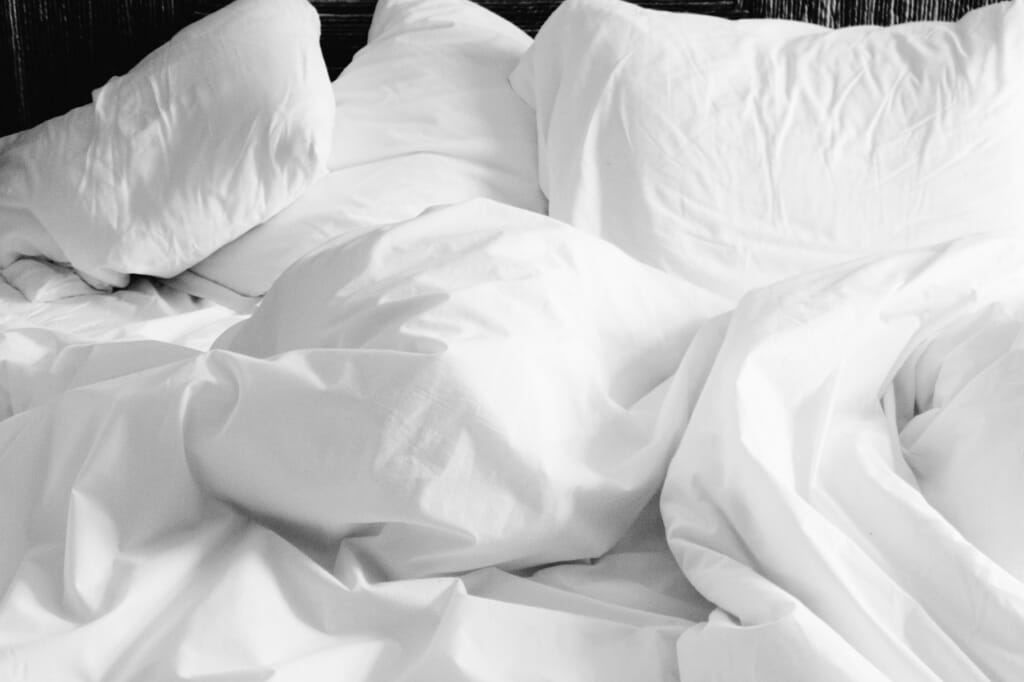 pillows, sheets, bed