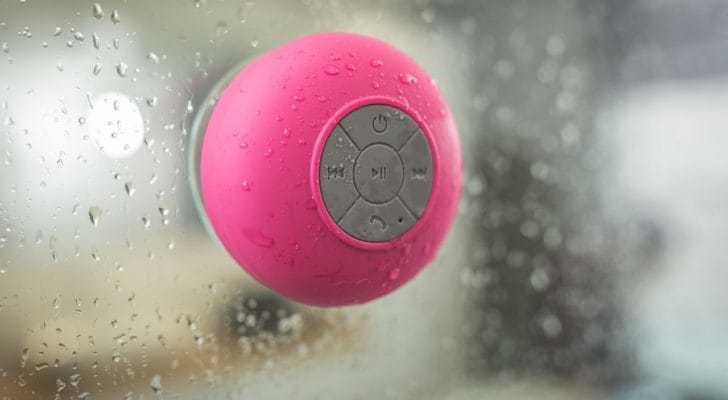 防水スピーカーが稼働している写真